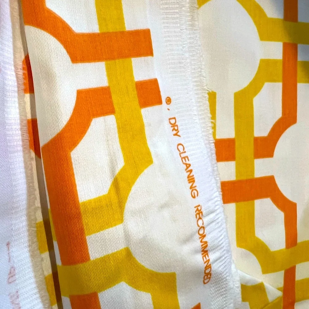 COPY - 4 yards of groovy grille waverly modern essentials fabric curtain draper…